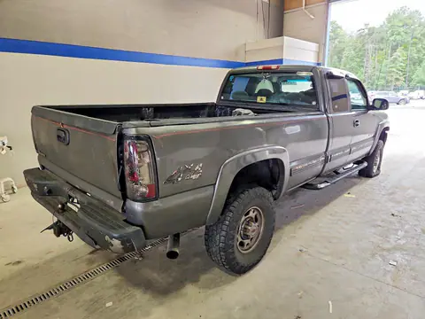 2001 CHEVROLET SILVERADO VIN 1GCHK29U71E215054 фото 3