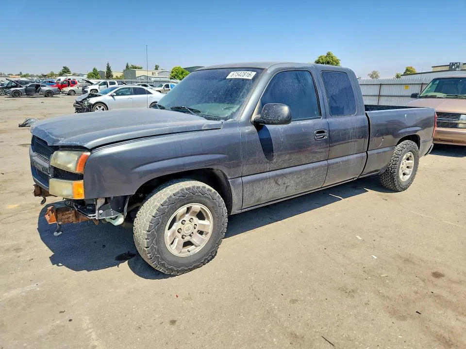 2003 CHEVROLET SILVERADO VIN 2GCEC19V631315850 фото 1