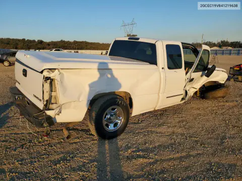 2004 Chevrolet Silverado C1500 VIN 2GCEC19V841219638 фото 3