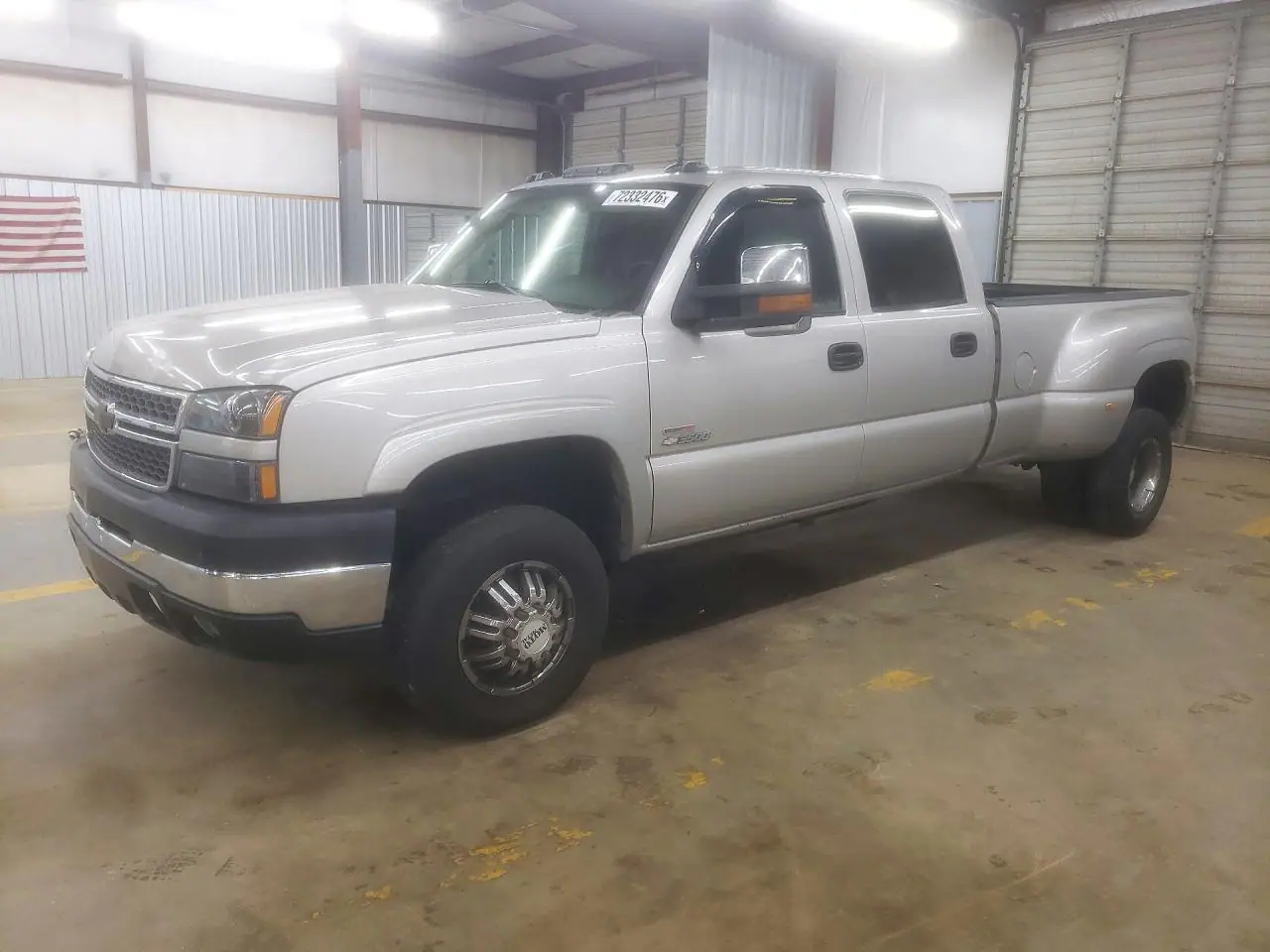 1GCJK33215F809640 Chevrolet Silverado 2005 — повреждение Сторона, фото до ремонта