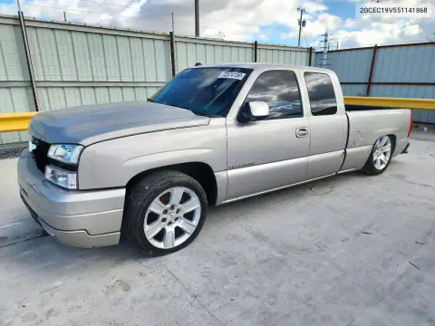 2GCEC19V551141868 — 2005 Chevrolet Silverado, Боковая часть, фото до ремонта
