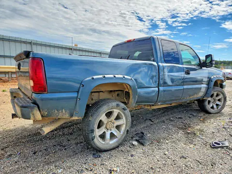 2007 CHEVROLET SILVERADO VIN 1GCHK29U57E135521 фото 3