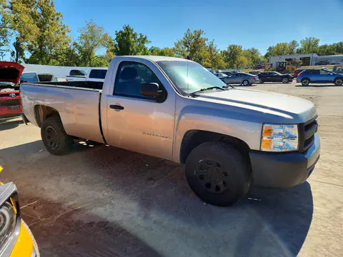 2007 CHEVROLET SILVERADO VIN 1GCEC14X37Z636234 фото 4
