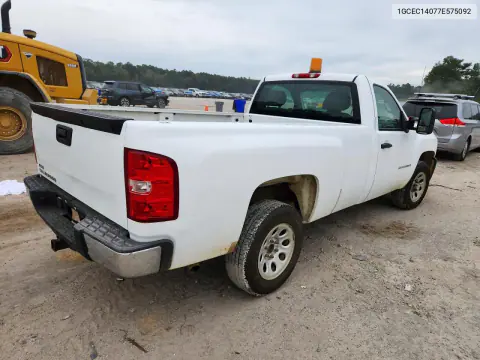 2007 Chevrolet Silverado C1500 VIN 1GCEC14077E575092 фото 3