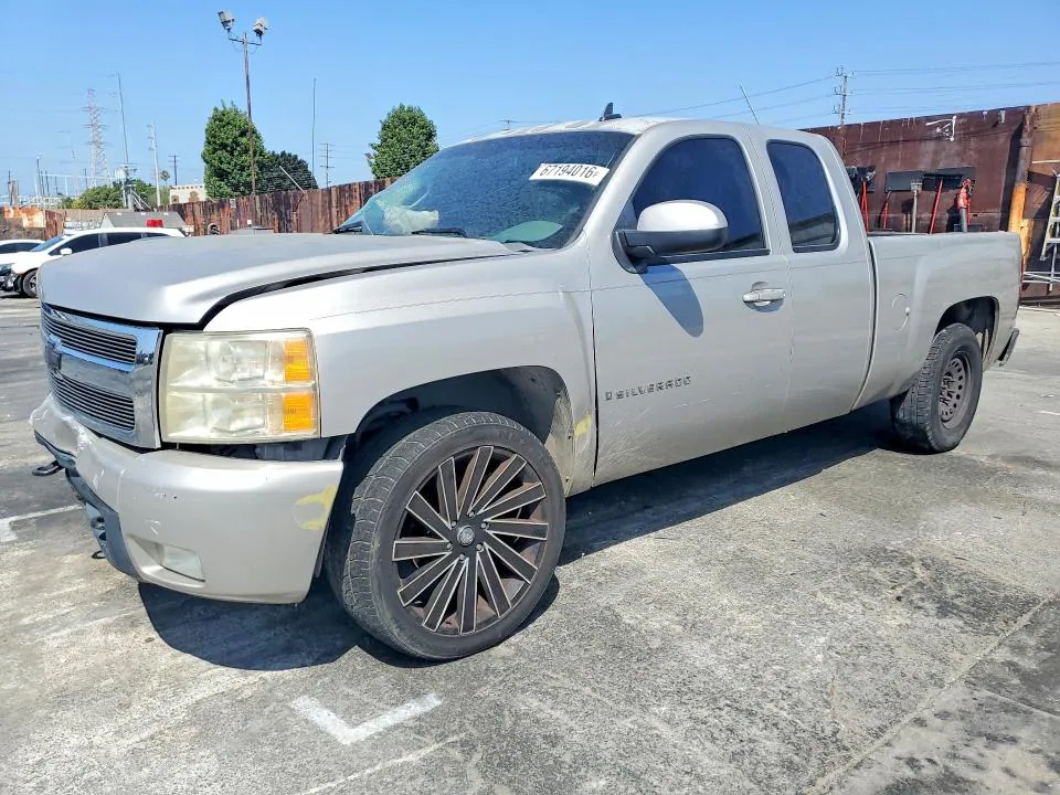 2008 CHEVROLET SILVERADO VIN 2GCEC190081204139 фото 1