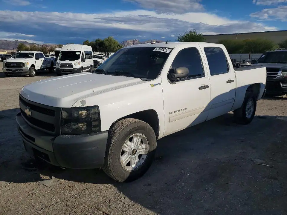 3GCXCUEJ7AG263128 Chevrolet Silverado 2010 — повреждение Боковая часть, фото до ремонта