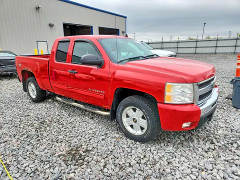 2011 CHEVROLET SILVERADO VIN 1GCRKSE39BZ231106 фото 4