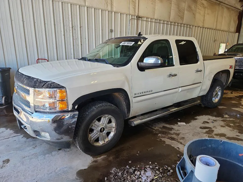 2013 CHEVROLET SILVERADO VIN 3GCPKSE74DG213092 фото 1