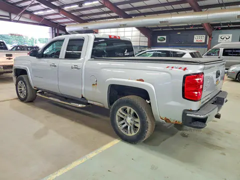 2014 Chevrolet Silverado VIN 1GCVKREC6EZ107175 фото 2