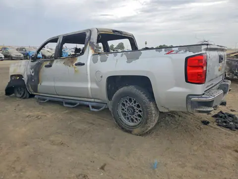 2014 Chevrolet Silverado VIN 3GCUKREC2EG269770 фото 2