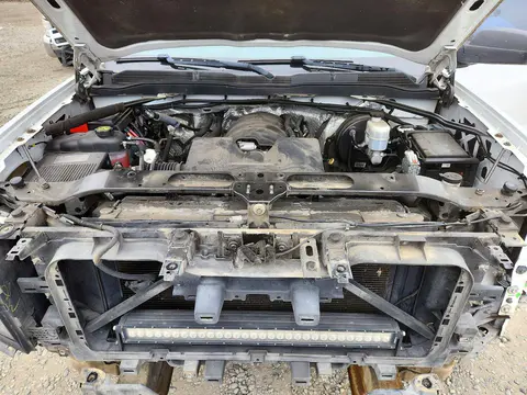 1GCVKPEH3EZ331925 — 2014 Chevrolet Silverado, Передняя часть, фото до ремонта
