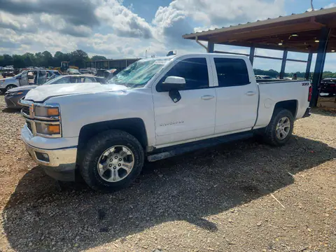 3GCUKRECXFG495203 — 2015 Chevrolet Silverado, Передняя часть (Front End), фото до ремонта