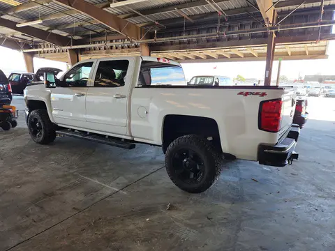 2015 Chevrolet Silverado VIN 1GC1KVE86FF633053 фото 2