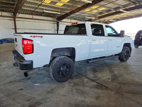 2015 Chevrolet Silverado VIN 1GC1KVE86FF633053 фото 3