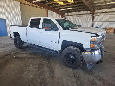 2015 Chevrolet Silverado VIN 1GC1KVE86FF633053 фото 4