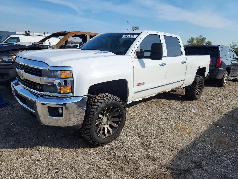 2015 CHEVROLET SILVERADO VIN 1GC1KWE86FF157862 фото 1