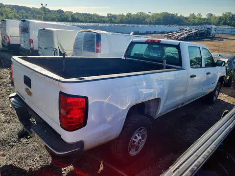 2015 CHEVROLET SILVERADO VIN 1GC1CUEG3FF116534 фото 3
