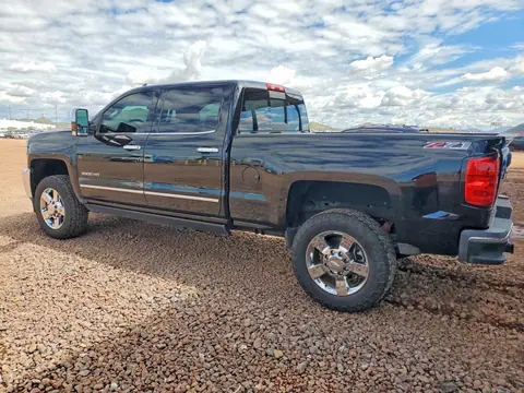 2015 Chevrolet Silverado VIN 1GC1KWE8XFF506151 фото 2