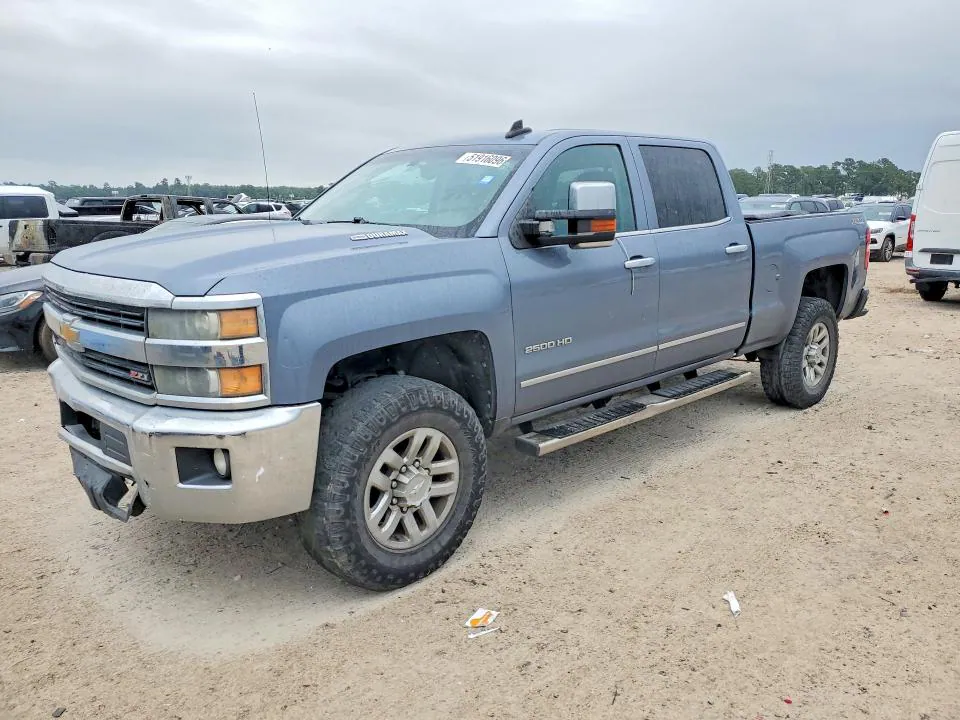 2016 CHEVROLET SILVERADO VIN 1GC1KWE82GF115920 фото 1