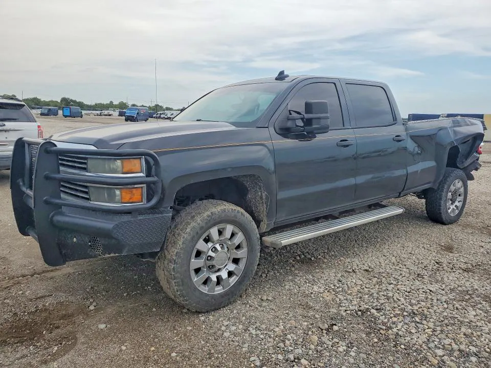 2016 CHEVROLET SILVERADO VIN 1GC1KUE82GF136156 фото 1