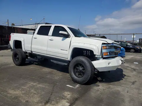 2017 Chevrolet Silverado VIN 1GC1KVEY6HF222013 фото 4