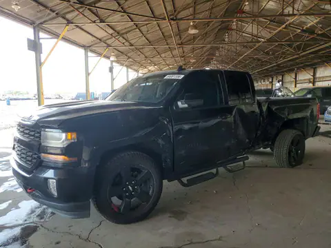 1GCVKREC3HZ394771 — 2017 Chevrolet Silverado, Боковая часть (Side), фото до ремонта