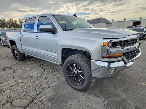 2017 Chevrolet Silverado VIN 3GCUCRER3HG403109 фото 4