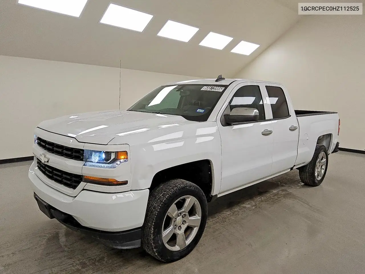 2017 Chevrolet Silverado C1500 Custom VIN 1GCRCPEC0HZ112525 фото 1