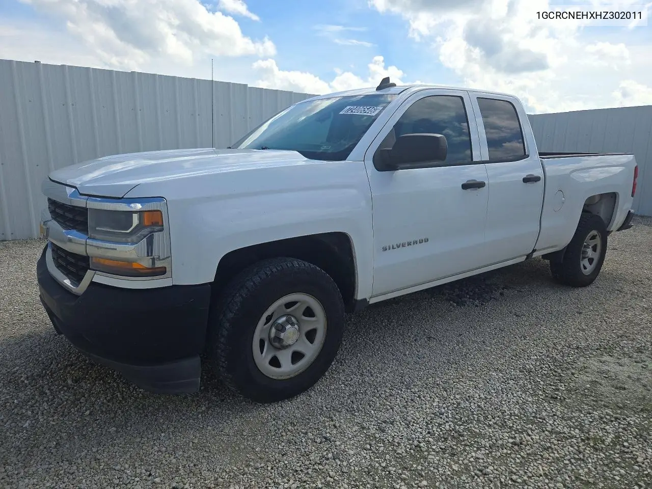 2017 Chevrolet Silverado C1500 VIN 1GCRCNEHXHZ302011 фото 1