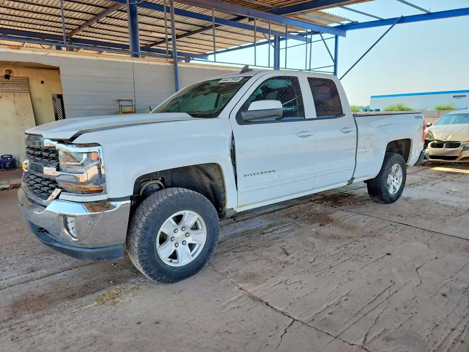 1GCVKREC3JZ322460 Chevrolet Silverado 2018 — повреждение Передняя часть, фото до ремонта