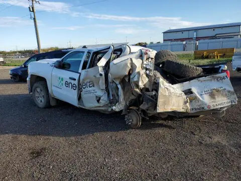 2018 Chevrolet Silverado VIN 3GCUKNEC0JG254834 фото 2
