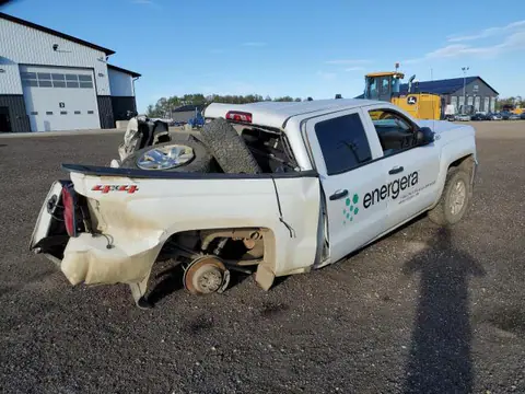 2018 Chevrolet Silverado VIN 3GCUKNEC0JG254834 фото 3