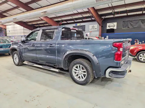 2019 Chevrolet Silverado VIN 1GCUYDEDXKZ152699 фото 2