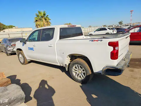 2019 Chevrolet Silverado VIN 3GCUYDED0KG270082 фото 2