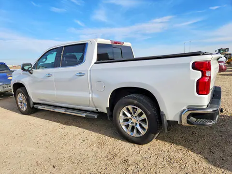 2019 Chevrolet Silverado VIN 1GCUYGEDXKZ419728 фото 2