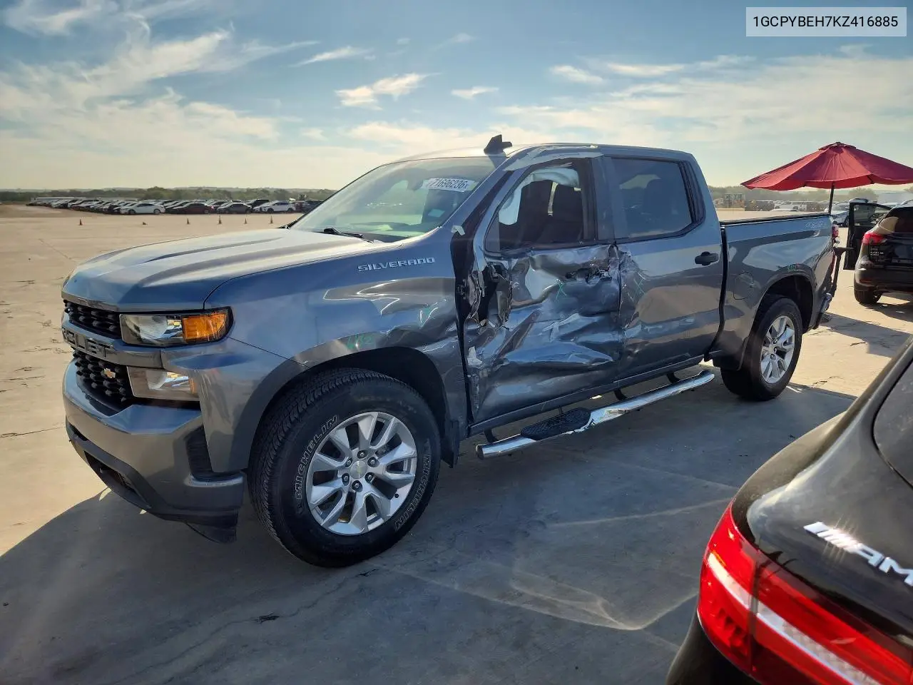 2019 Chevrolet Silverado K1500 Custom VIN 1GCPYBEH7KZ416885 фото 1