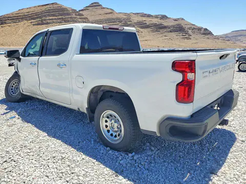 2021 Chevrolet Silverado VIN 1GCPWAEH5MZ210922 фото 2
