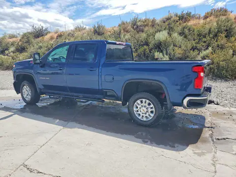 2022 Chevrolet Silverado VIN 1GC4YNEY7NF163156 фото 2
