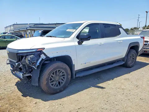 1GC10UED1RU202617 — 2024 Chevrolet Silverado, Боковая часть (Side), фото до ремонта