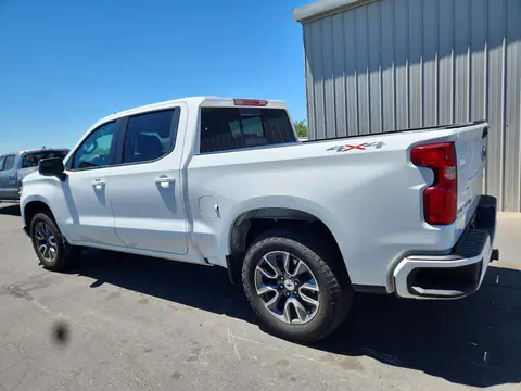 2024 Chevrolet Silverado VIN 2GCUDEED5R1204132 фото 2