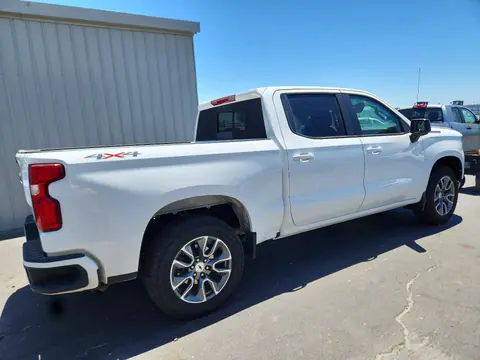 2024 Chevrolet Silverado VIN 2GCUDEED5R1204132 фото 3