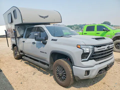 2024 Chevrolet Silverado VIN 2GC4YPEY8R1235085 фото 4