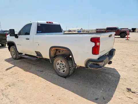 1GC3YLE7XRF433395 — 2024 Chevrolet Silverado, фото 2 с аукциона Copart 30.09.2026, Передняя часть