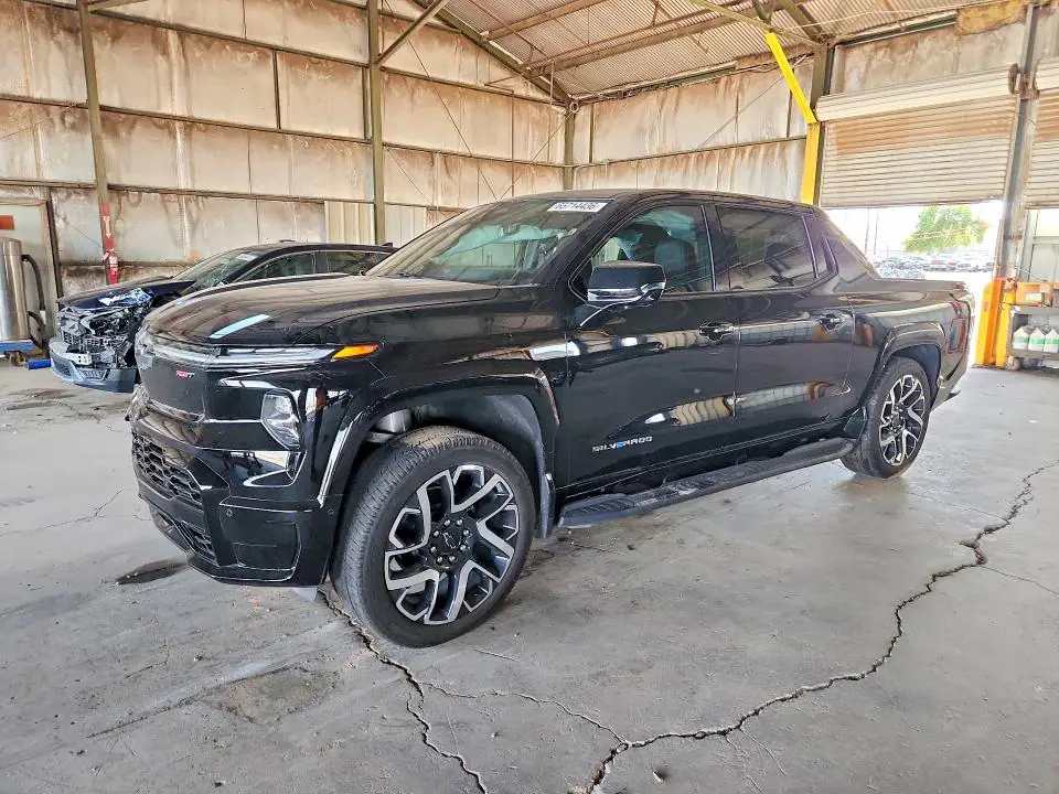 1GC40ZEL3RU300551 Chevrolet Silverado 2024 — повреждение Боковая часть, фото до ремонта