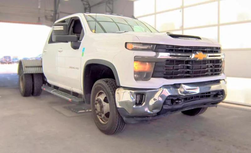 2024 CHEVROLET SILVERADO VIN 1GC4YTEYXRF134793 фото 1
