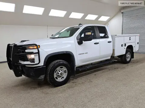 1GB2YLE74RF403647 — 2024 Chevrolet Silverado, Сторона, фото до ремонта