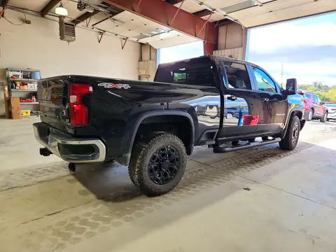 2024 Chevrolet Silverado K2500 Heavy Duty Lt VIN 2GC1YNEY4R1117011 фото 3