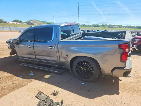 1GCUKJEL1SZ142859 — 2025 Chevrolet Silverado, фото 2 с аукциона Copart 30.09.2026, Боковая часть