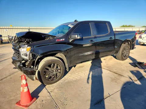 2GCUKEED4T1204023 — 2026 Chevrolet Silverado, Передняя часть, фото до ремонта