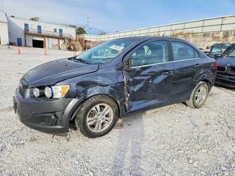 1G1JC5SH4D4170560 — 2013 Chevrolet Sonic, Передняя часть (Front End), фото до ремонта